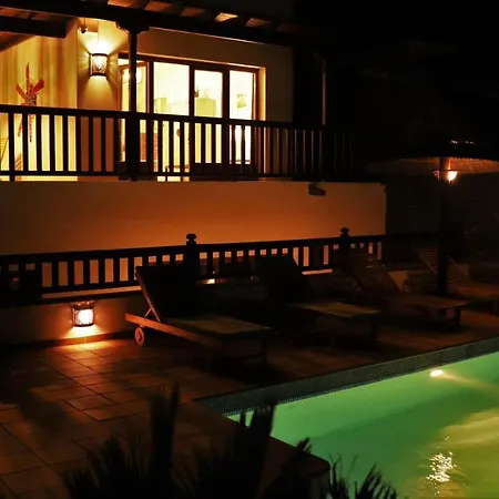 ヴィラ Villa Casa Kunu Chez Bernard Et Sophie